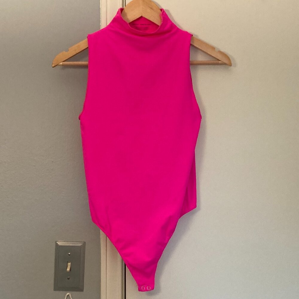 Good American Seamless Funnell Neck Bodysuit In Neon Pink, Sz. 1/2